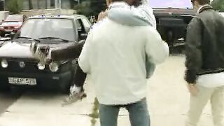 Brueder ficken Passantin Outside auf der Wiese