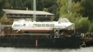 Brueder ficken Passantin Outside auf der Wiese