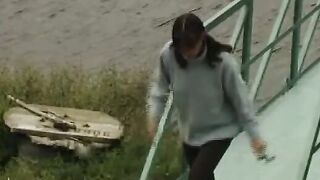 Brueder ficken Passantin Outside auf der Wiese