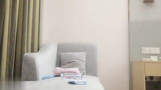 chinese amateur with fine skin and tender meat, very sensitive constitution, continuous orgasm