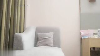 chinese amateur with fine skin and tender meat, very sensitive constitution, continuous orgasm
