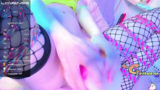 close up cunt on knot vibrator with vibe