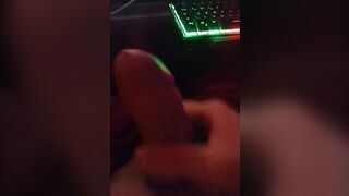 Don's amateur masturbation solo action....
