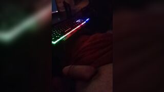 Don's amateur masturbation solo action....