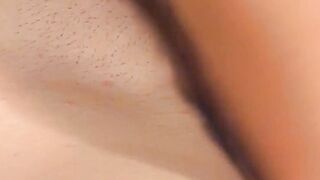 Dark Haired 22 Jahre mit excellengen Zungenfertigkeiten blaesst fickt und schluckt