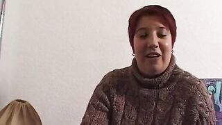 Laura 25 Jahre kraeftig geht Ihrem freund waehrend des Casting nicht Fremd oder