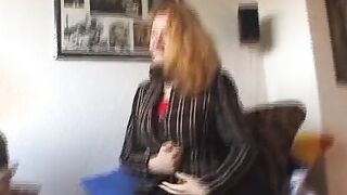 Grosse Blonde dana 24 Jahre ist etwas taut langsam auf
