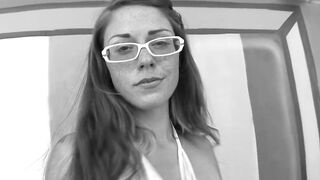 Chubby Scarlett and Courtney are anal cumshot cum swappers