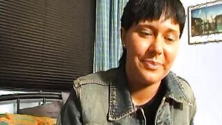 Diana 23 Jahre laesst sich nicht Nackt filmen 10 Minuten spaeter blaesst sie