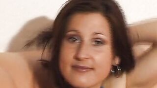 Maren 23 Jahre Internet bekanntschaft wird geil vor der Linse