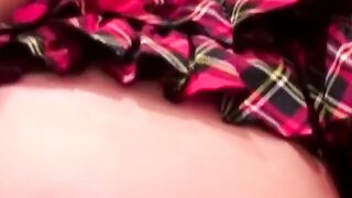 Bombshell eighteen sluts need that dido into her cunt
