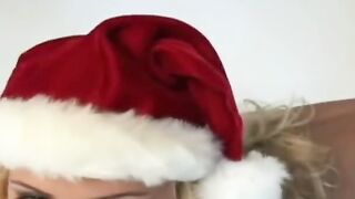 Santa loves Sensual Girls