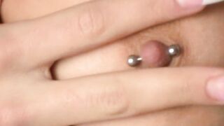 Big Tit Brea Lynn Loves Masturbating For You