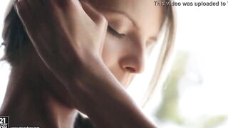 Perfect solo masturbation with Doris Ivy