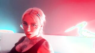 i suck dick deep and masturbate it with my long melons and sex machine fucks my