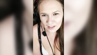Gamer chick Gets Boned By Obsessed Fan
