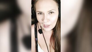 Gamer chick Gets Boned By Obsessed Fan