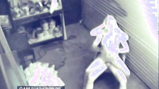 Blonde Women Fucking hardcore on garage caught on camera