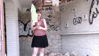 Bluttie Kat blonde offer Terry Red anal sex and head