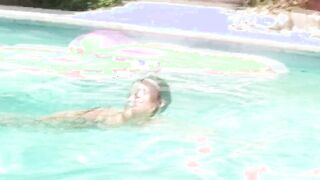 Colleagues fucks a lot inside the pool and provides pretty sex scenes