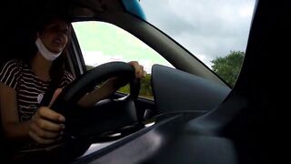 Uber passenger pays the driver with cum into - complete on red