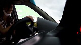 Uber passenger pays the driver with cum into - complete on red