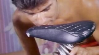 Bro drills GF into beauty panties on couch