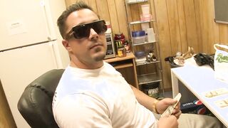 Dark Haired 24 Jahre zum Casting ueberredet und hart gebumst
