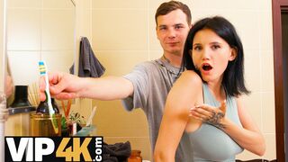 SISPORN. Man pleases cutie who wants to be penetrated by stepbrother
