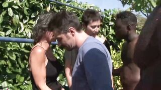 Gang Bang with white pussys and ebony dicks, a lot of sperm, sandwich and bukkake inside anal