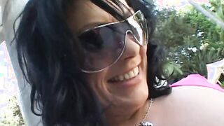 Hottie sexual dark haired needs orgasm