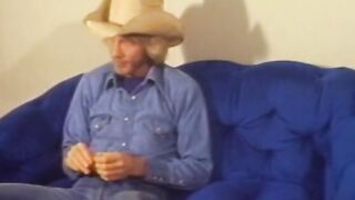 Randy chcik gets her twat boned