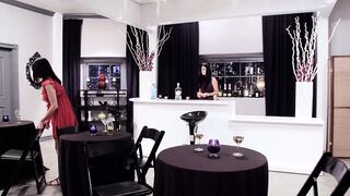 India Summer and Jessica Valentino got vulgar by licking each
