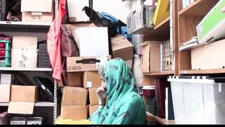 Hijab Wearing 19 Year Old Harassed and Plowed for Shoplifting at The Mall