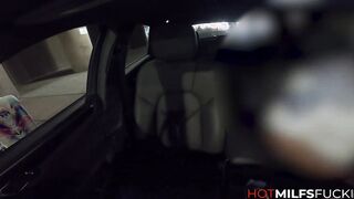 Young Cougar Crystal Taylor Fucks Big Vibrator and Long Penis For The Camera!
