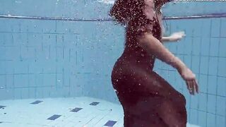 Liza Rachinska hottest lover swimming