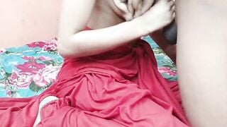 Beauty sister shares bedroom with stepbrother -Hot xxx videos -Indian women- hindi voice