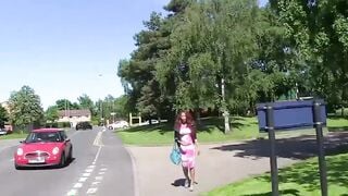 Kiki Minaj shows us the town