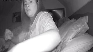 milf Jackhammers Clitoris Before Bed Spy Web Cam