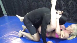 Christina Shine vs. BlackGrappler - SHORT