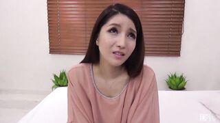 潮吹き美人の視線 ～何をされてもカメラ目線～ one
