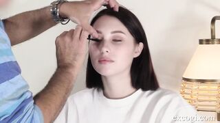 Short Haired Malory Malibu Gets Her Sweet Twat Finger Fuck For The 1st Time!