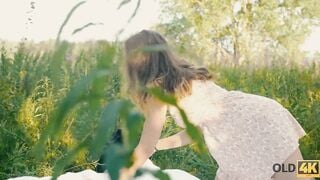 OLD4K Mature man doesnt waste chance to boned teenie mistress public