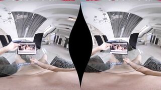 Older Hispanic Frida Sante into Virtual Reality pov