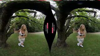 Gorgeous Beauty cougar with Huge Melons into VR