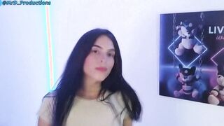 The incredible 18 year old year older Greys Young. Yummy youg freaky teenagers, hungry to try big black dick and do threesomes, gangbangs and orgies for the porn industry. This adorable school girl sneaks out of class to come to be recorded for XVIDEOS RE