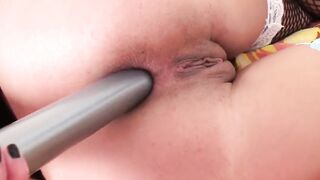 Dark Haired Women - Daria Lipov fucks her vagina and anus alone