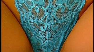 Blondes geiles deutsches Eighteen beim Porno Schnupper Casting