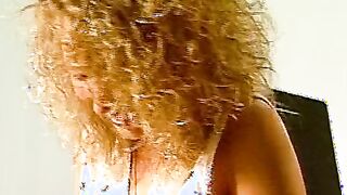 Blondes geiles deutsches Eighteen beim Porno Schnupper Casting
