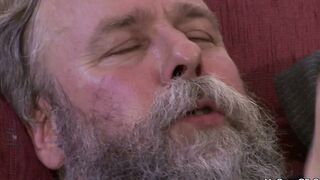 His cheating gf ride older grandpa cock